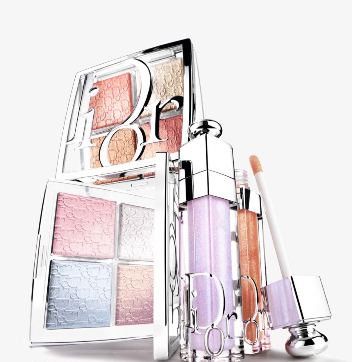 ゴールドに煌めく世界が描かれた”ディオール モンテーニュ コフレ”が