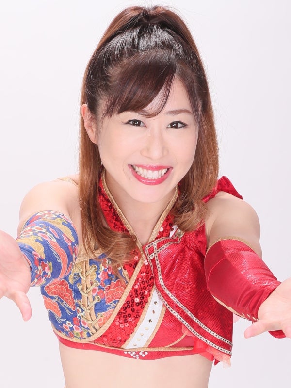 藤本つかさ
