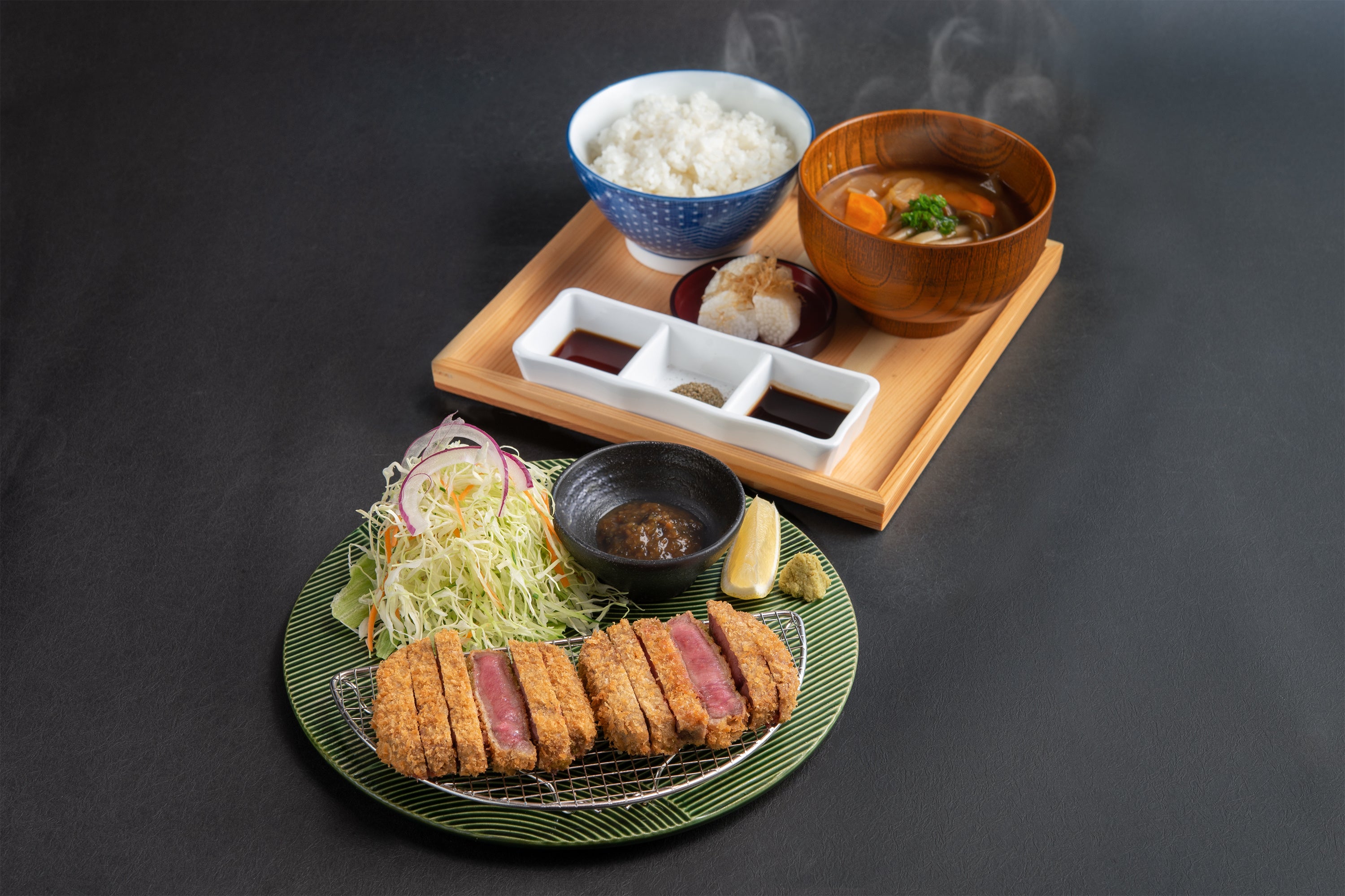 厚切り牛タンカツ膳