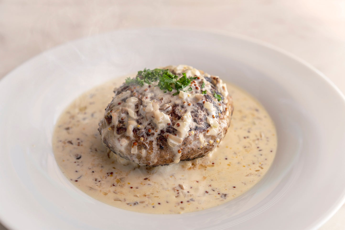 ＜クリームマスタード＞京白味噌と濃厚な生クリームにフランス産粒マスタードを効かせたConelオリジナルソース