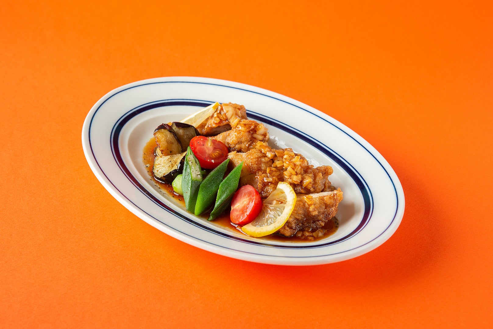 夏野菜とサクサク衣の油淋鶏【中国ｰCHINAｰ】