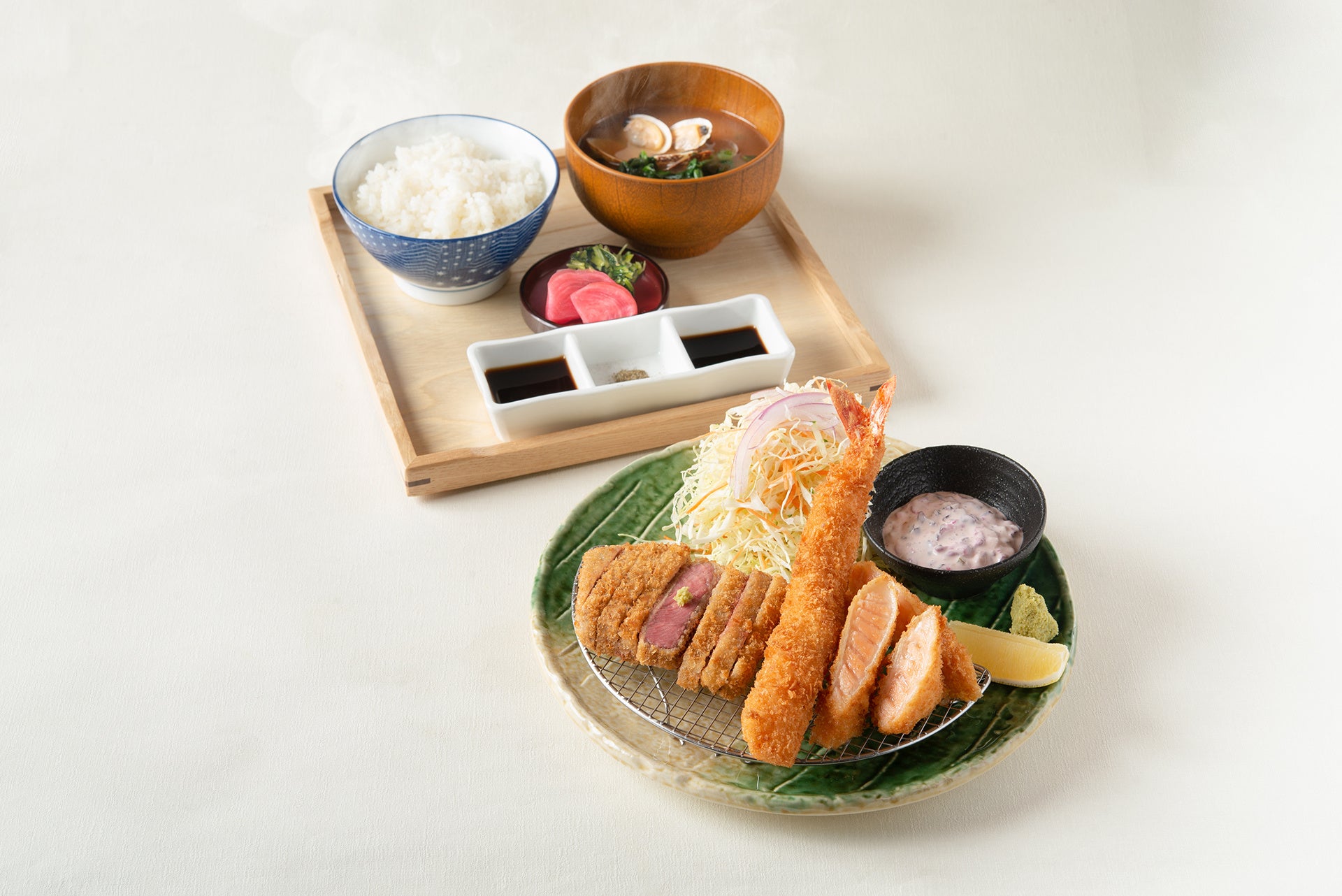 牛カツと海鮮カツ 三種の贅沢膳