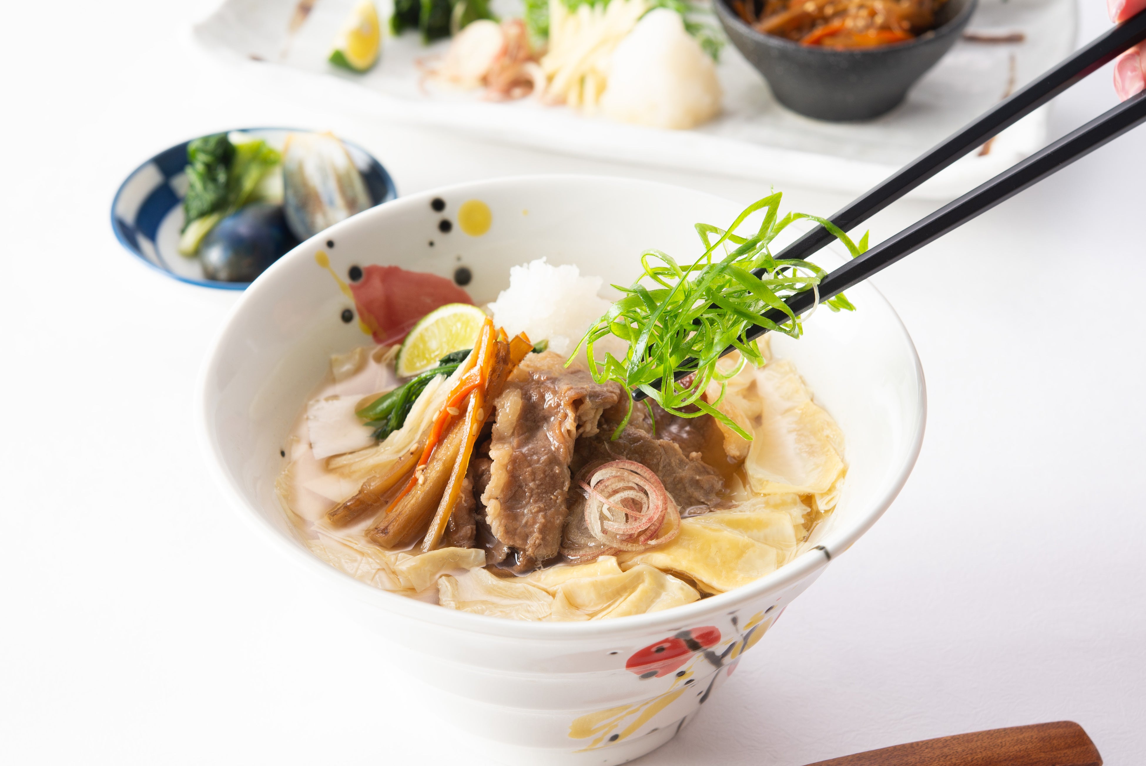 牛肉と湯葉の京風うどん