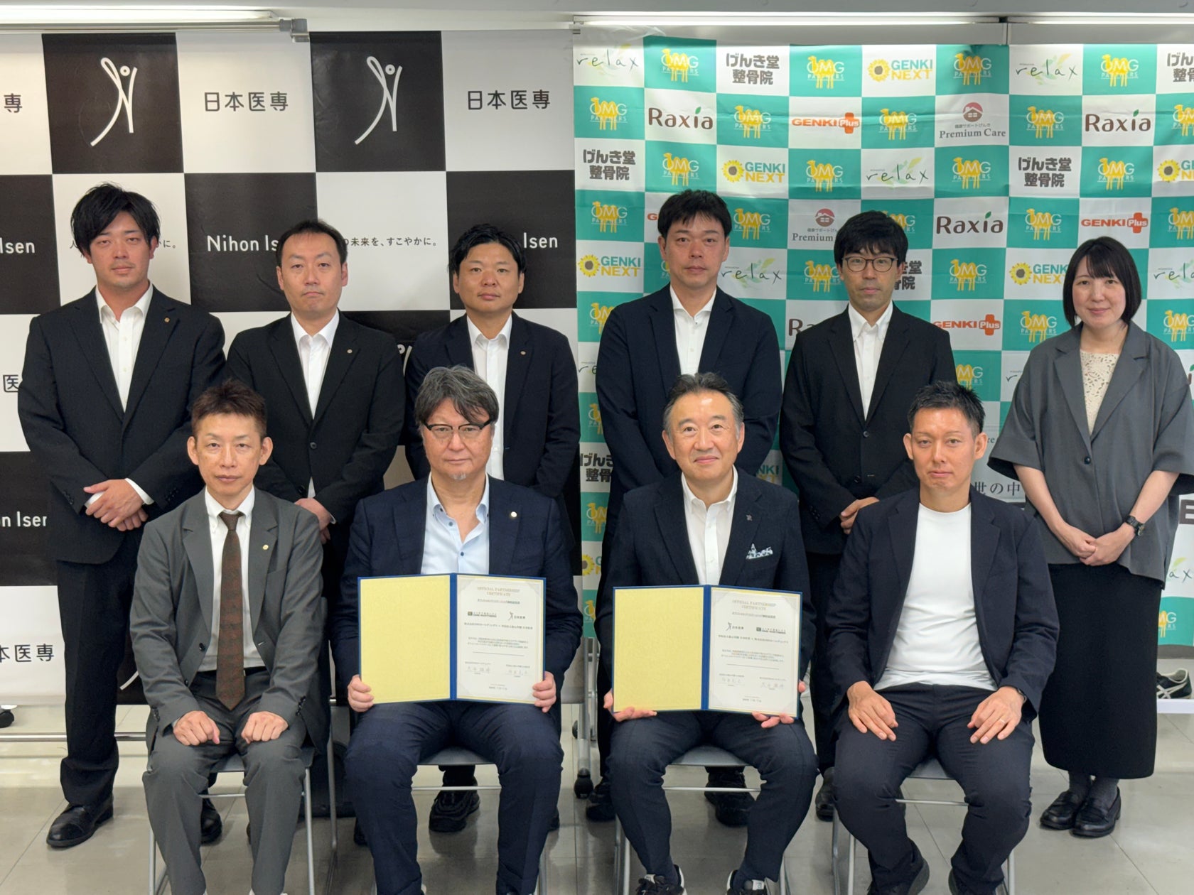 “これがほしかった”を追求した美容ブランド「LINKA」が、大丸東京店9階の複合型体験ストア『明日見世』に10/21(水)より出品。公式アンバサダー・森香澄さん起用商品も展示。