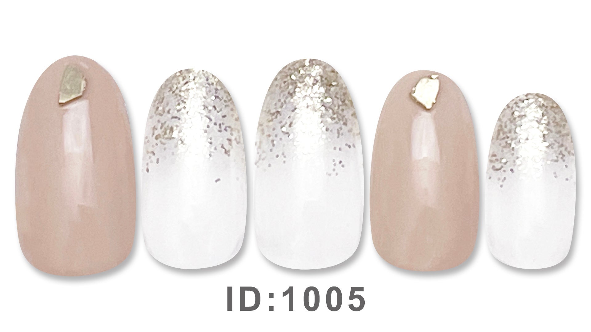 定番人気のラメネイル