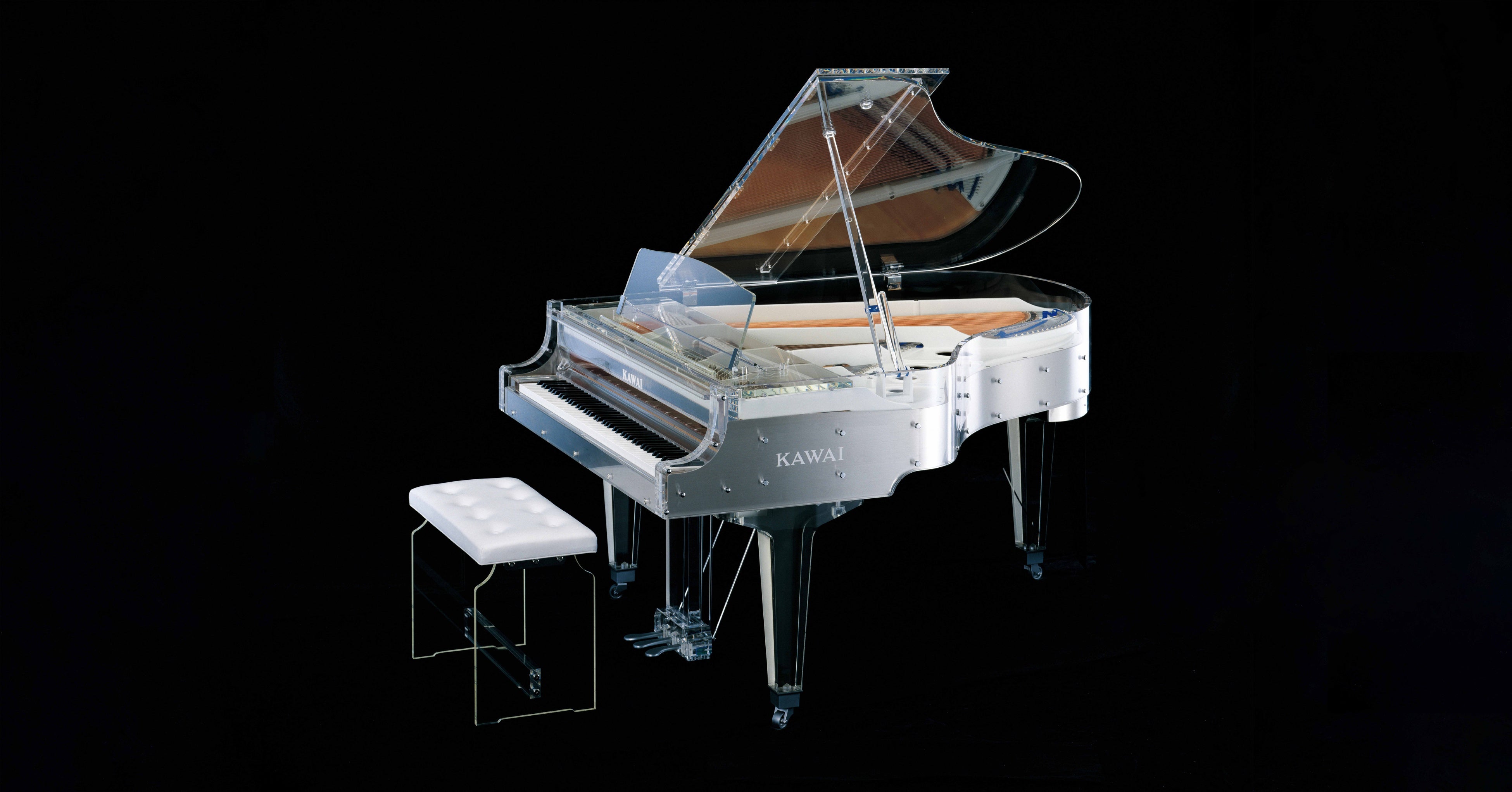 静岡駅のクリスタルピアノで素敵なクリスマスを ～誰でも自由に弾ける