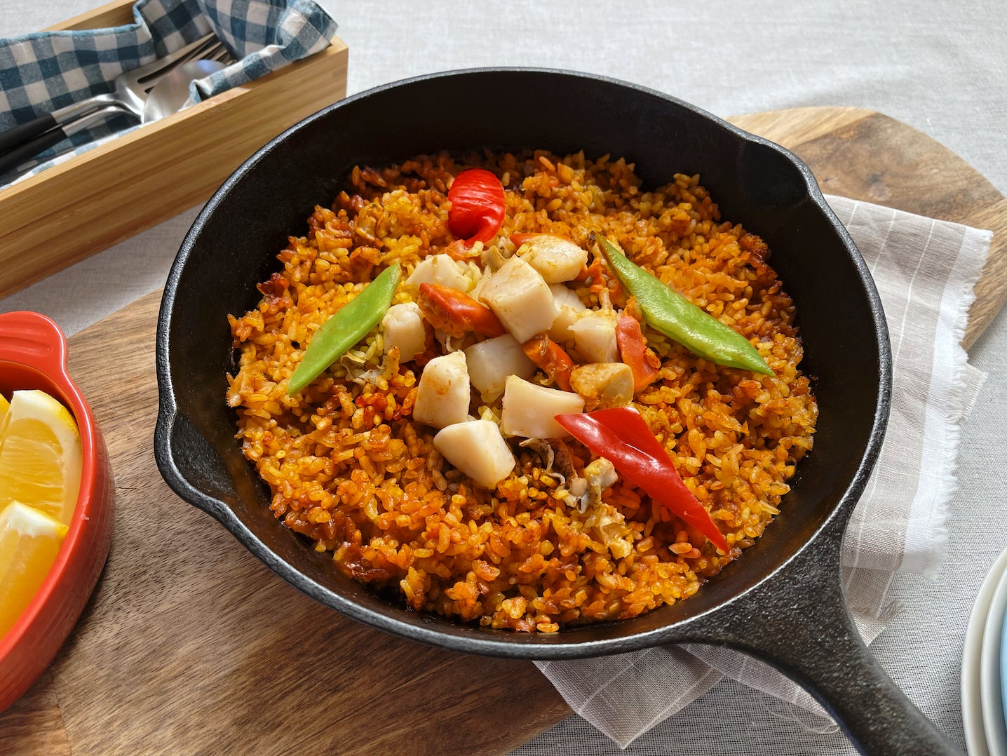 陸奥湾のホタテパエリア:3,980円(税込)2人前