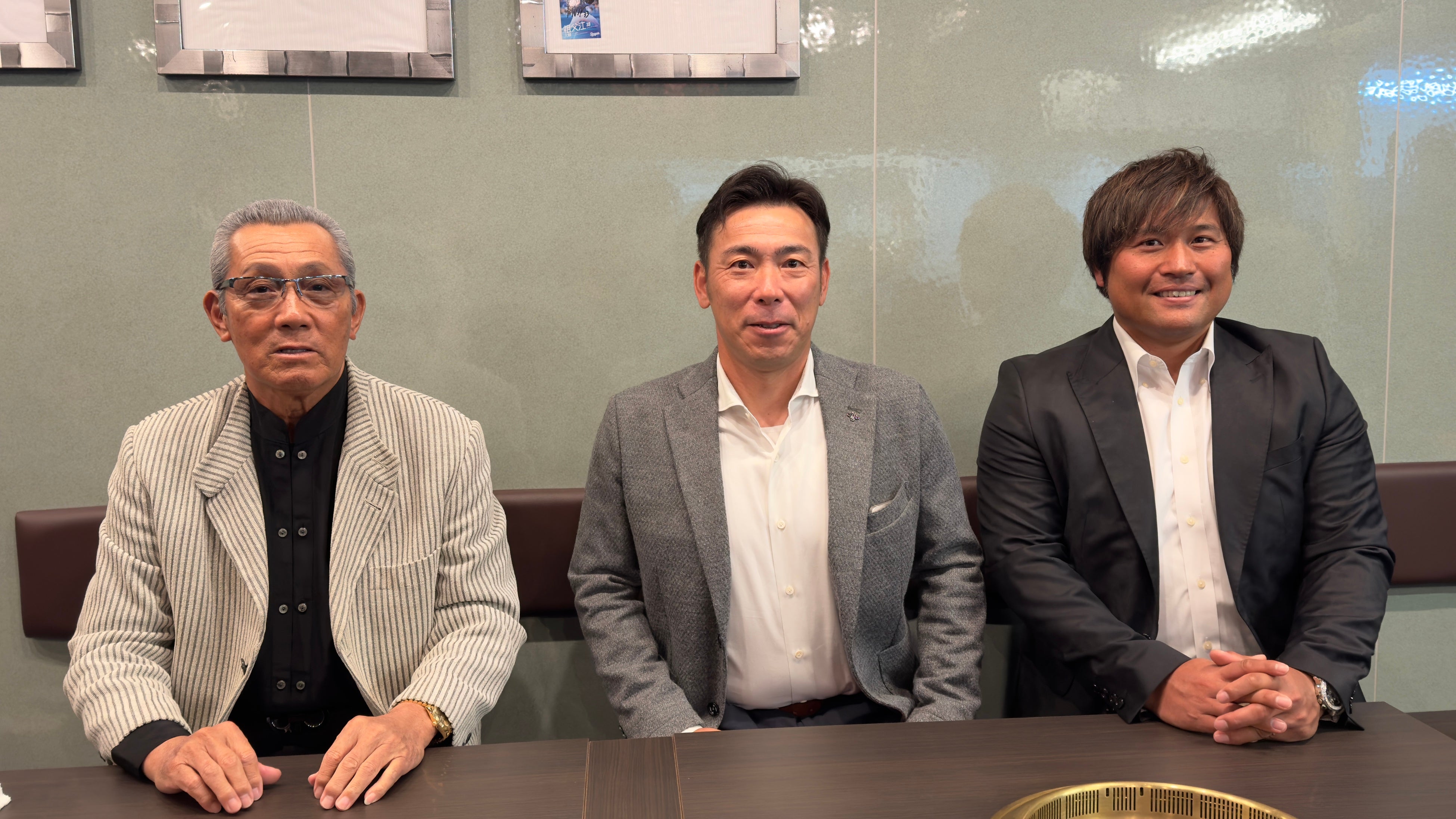 左から森繁和さん、荒木雅博さん、平田良介さん