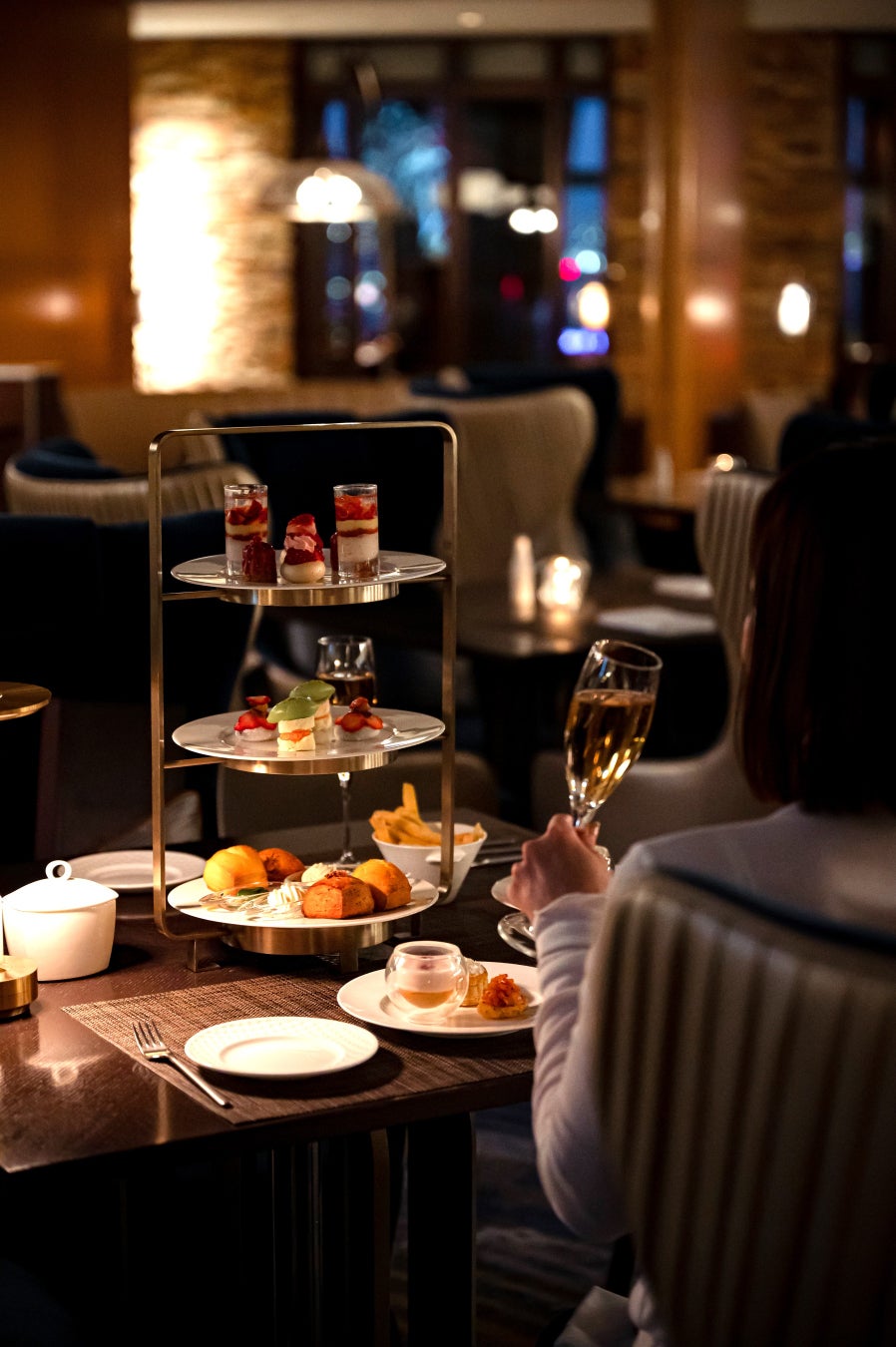 ストリングスホテル東京インターコンチネンタルで開催!華やかなストリングス フェスティブ アフタヌーンティー ストリングスホテル東京インターコンチネンタルで開催!華やかなストリングス フェスティブ アフタヌーンティー