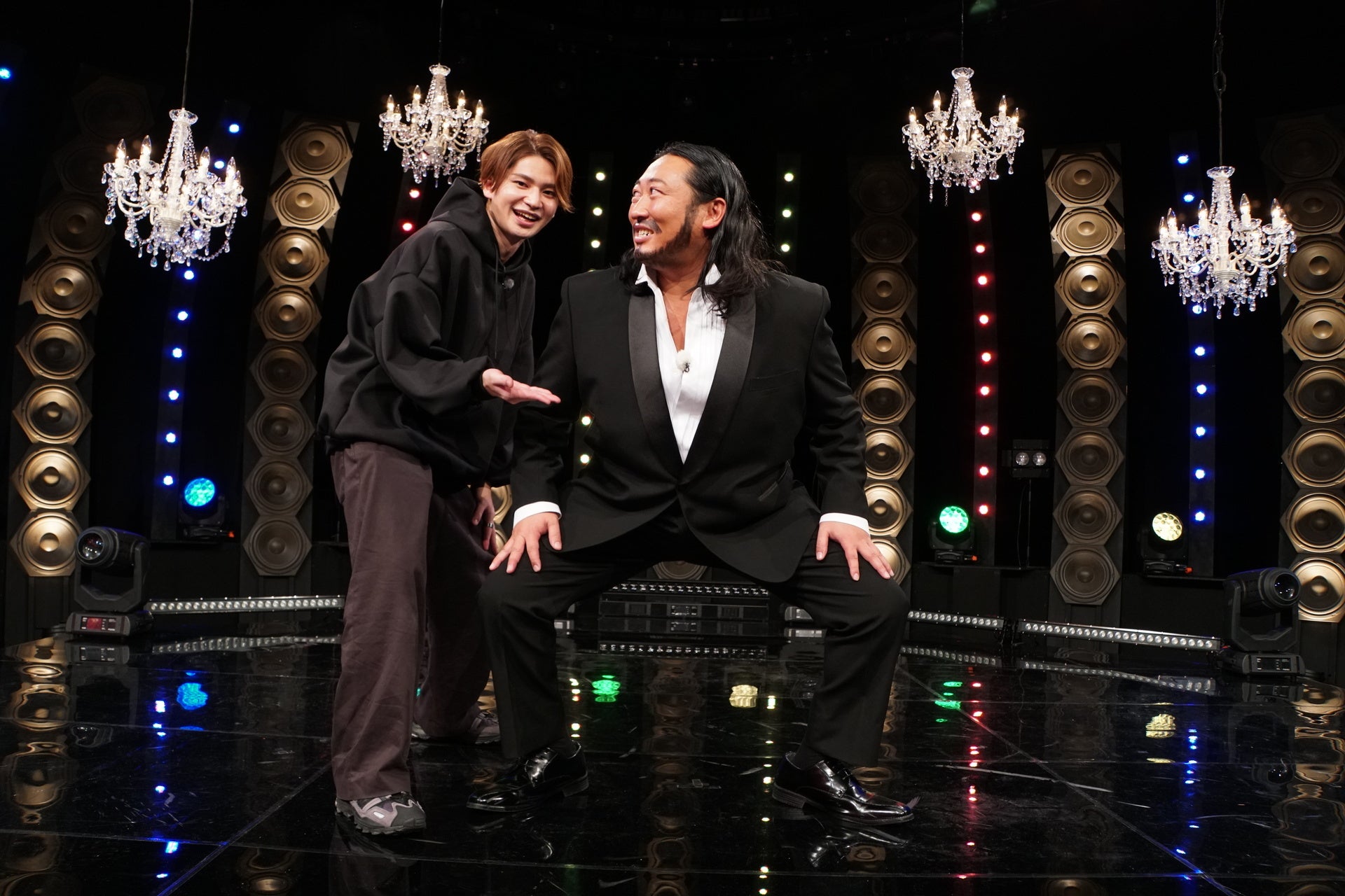  ロバート秋山とメモ少年