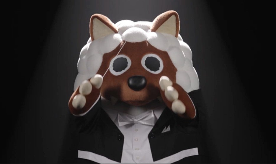 メ～テレの新CMで指揮をするウルフィ