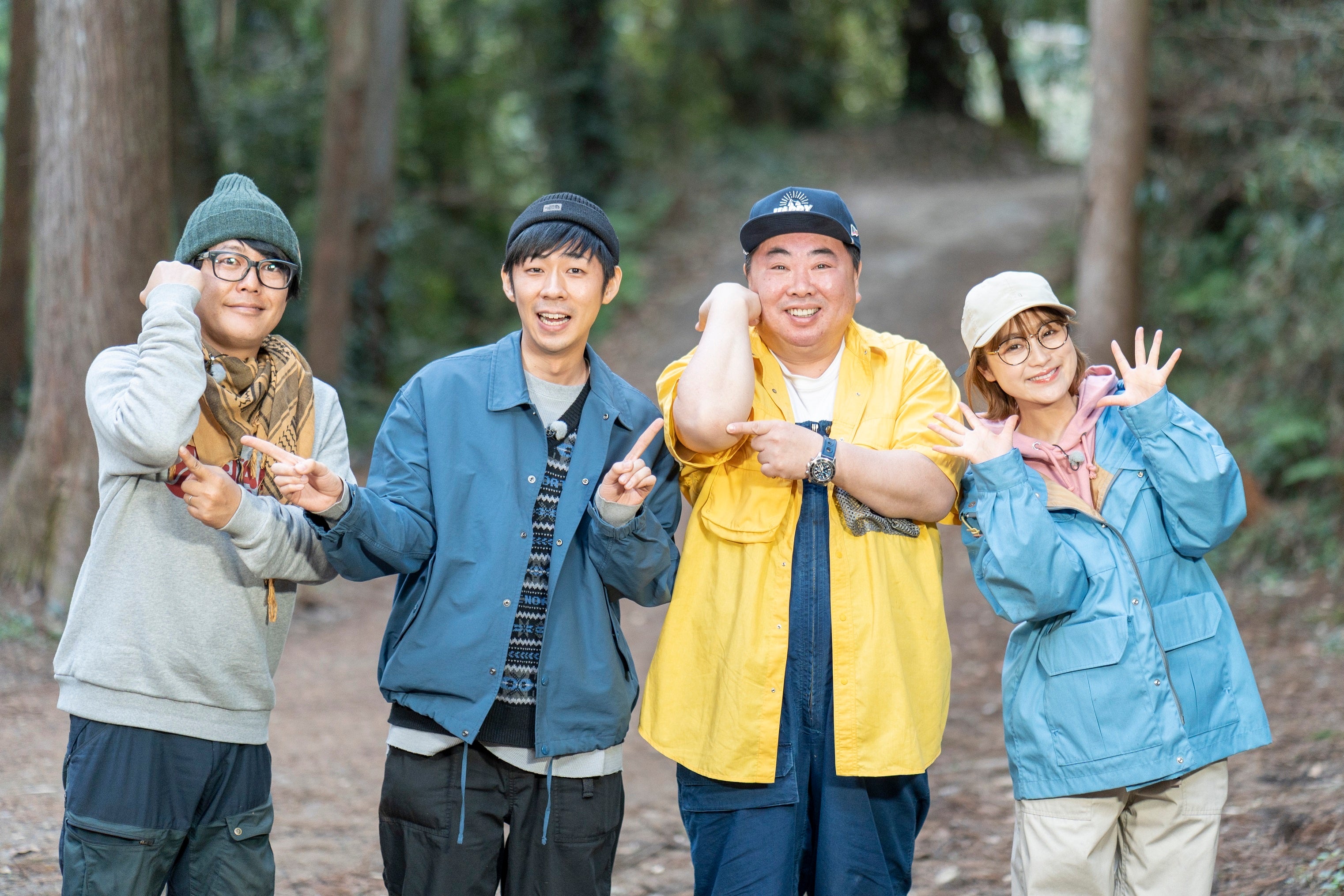 左から、阿諏訪泰義、トンツカタン森本、ドランクドラゴン塚地、鈴木奈々