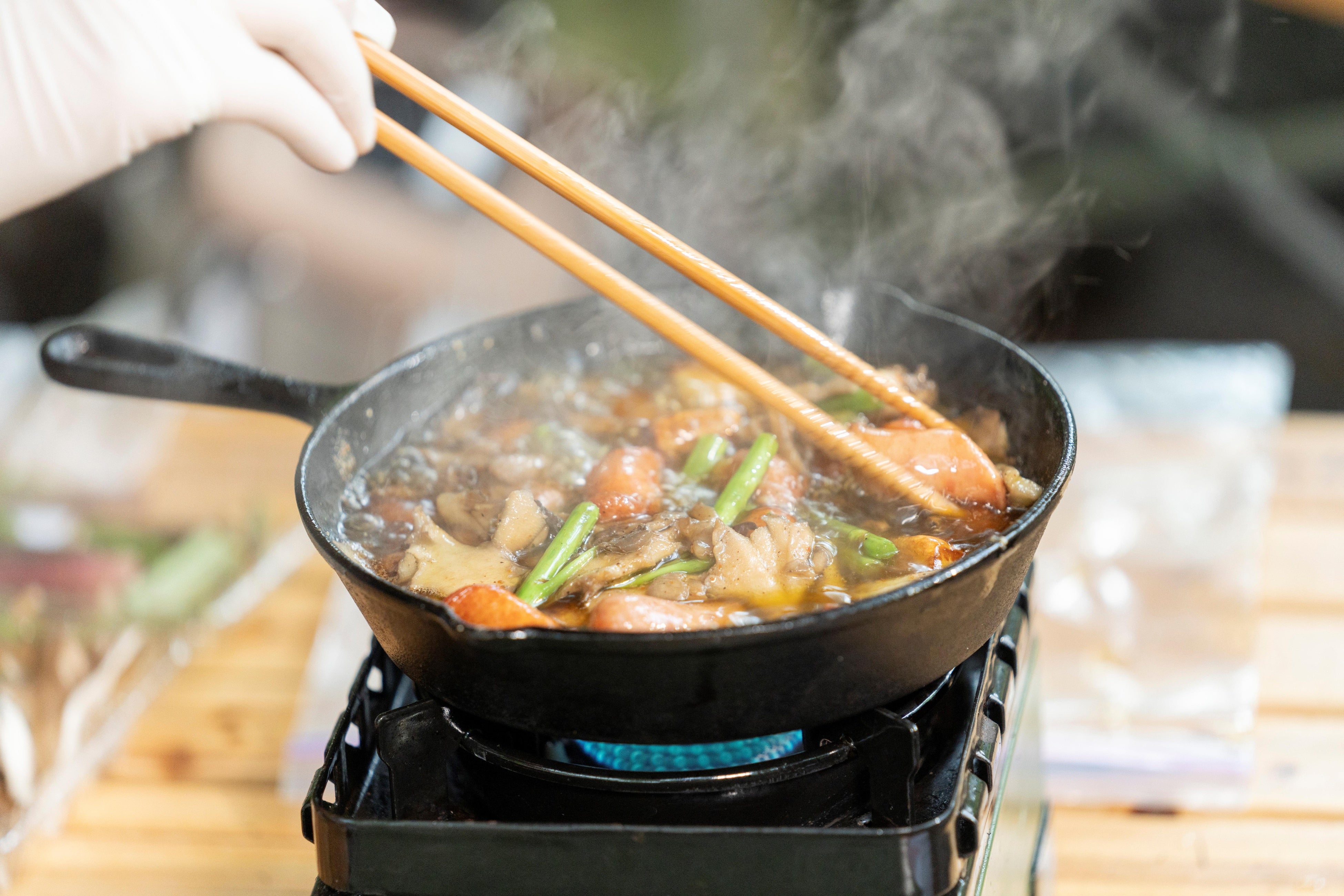 小木さんの得料理！？アヒージョも