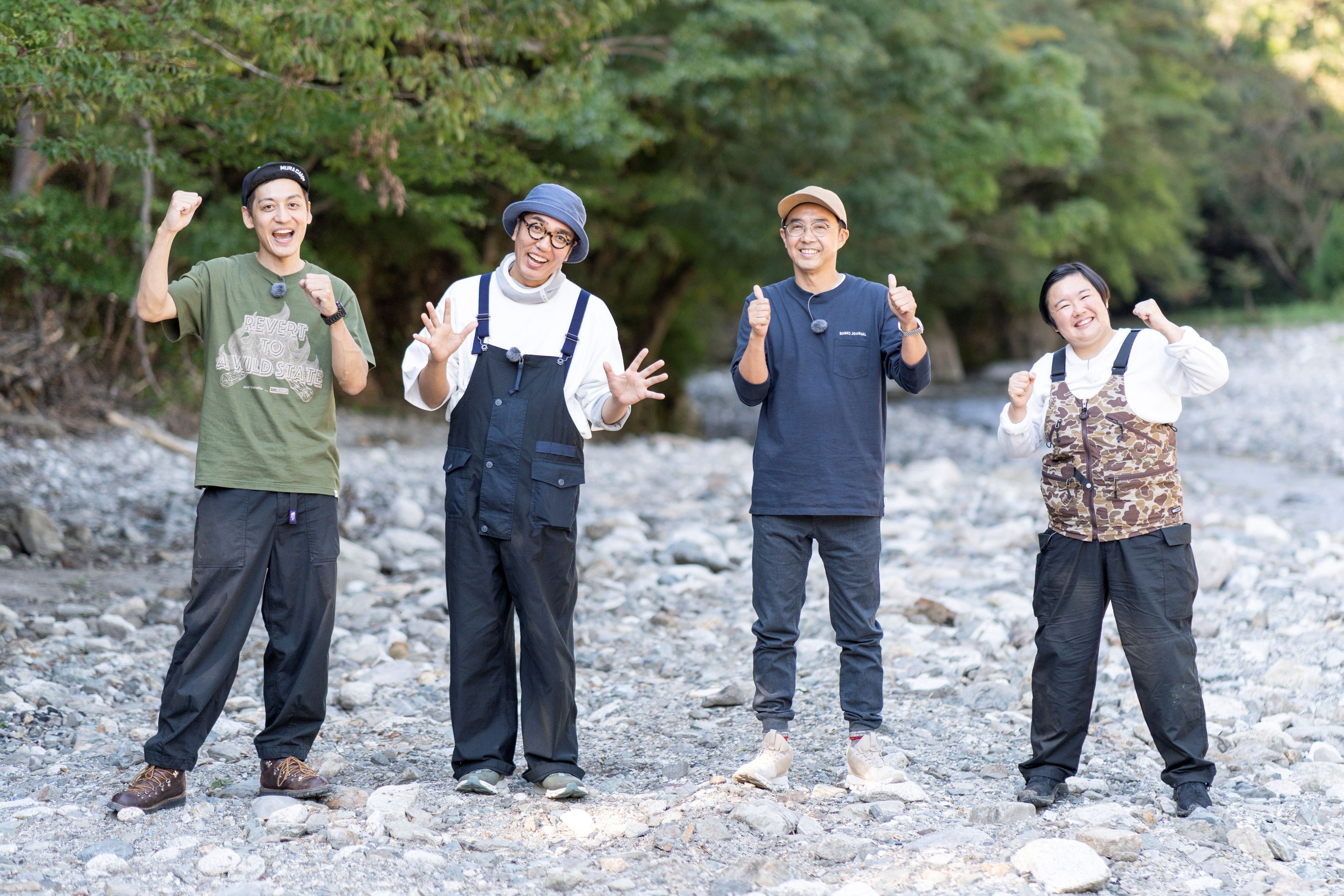 左から、とろサーモン村田、小木博明、矢作兼、やす子