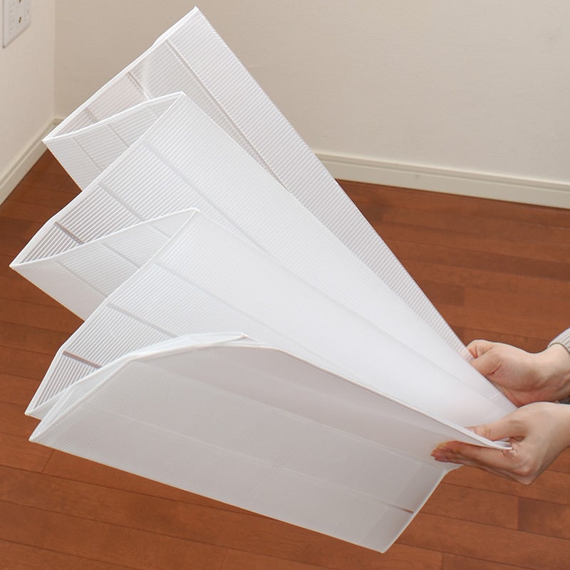 薄い蛇腹式でシーズオフはコンパクトに収納