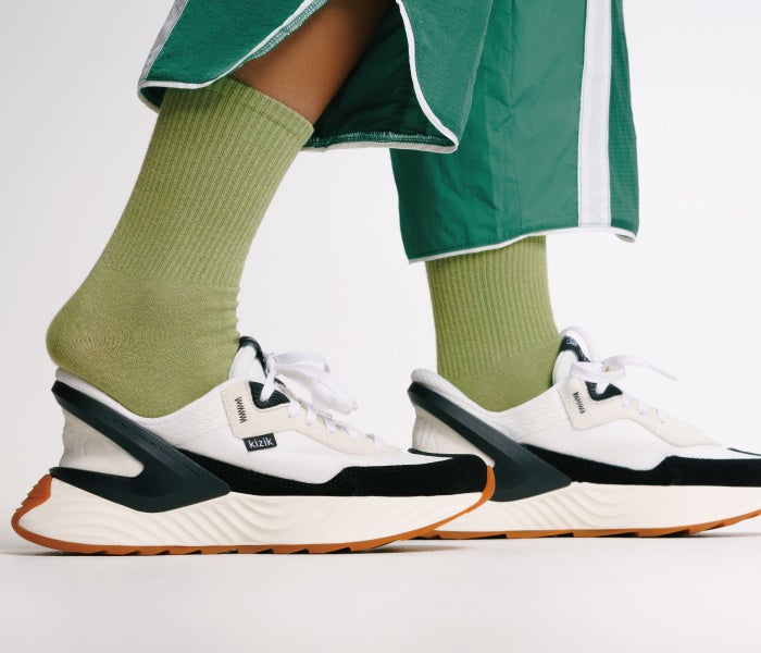 九州初上陸！特許技術が生む機能美のハンズフリーシューズ「Kizik