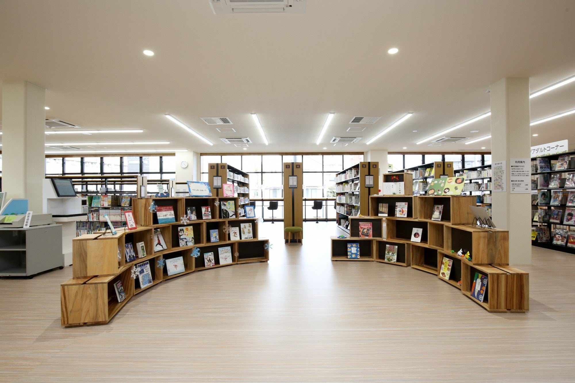 図書館（東松戸地域館）