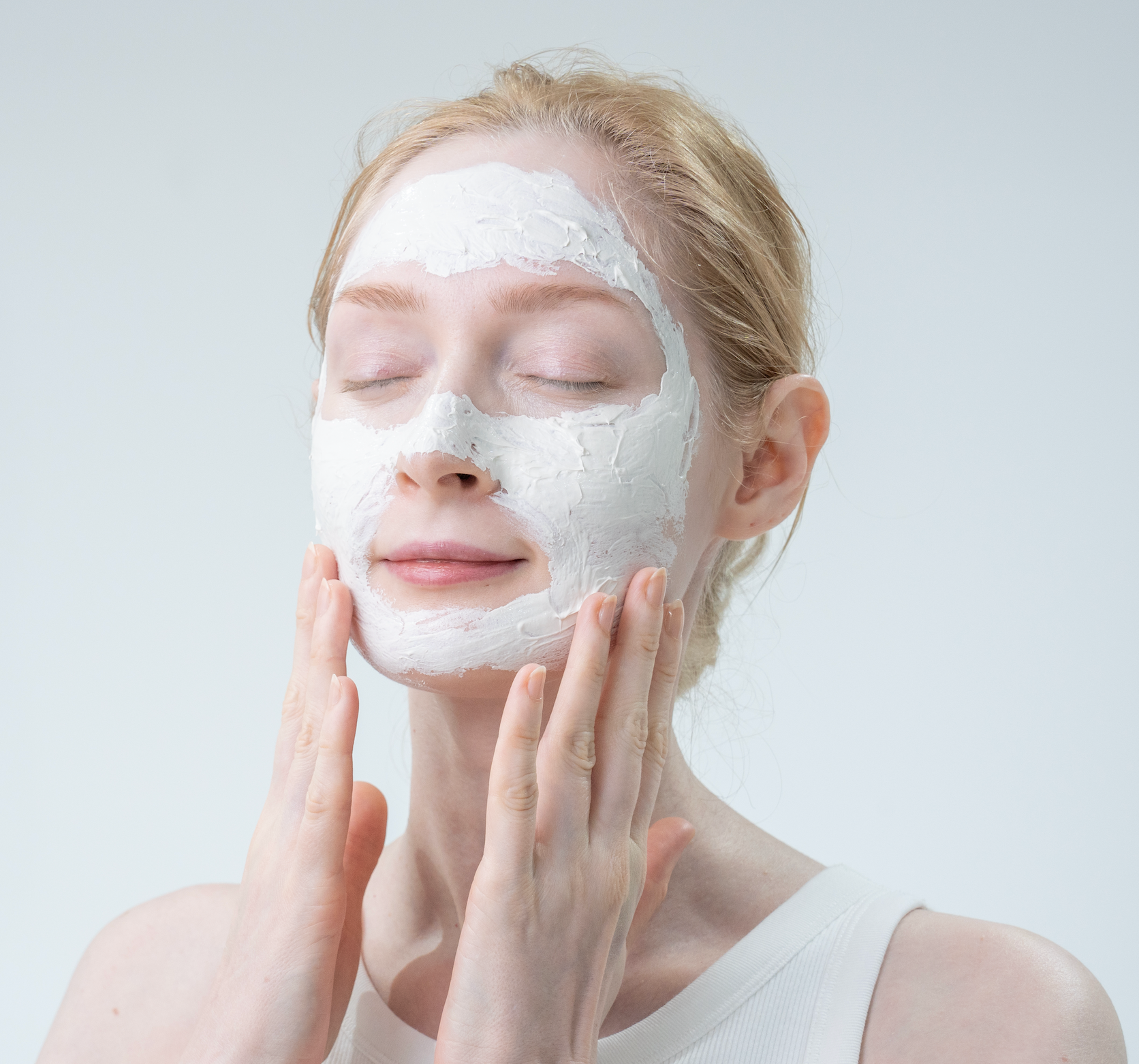 ついに発見！毛穴ケアの正解は「塗るシリカ」