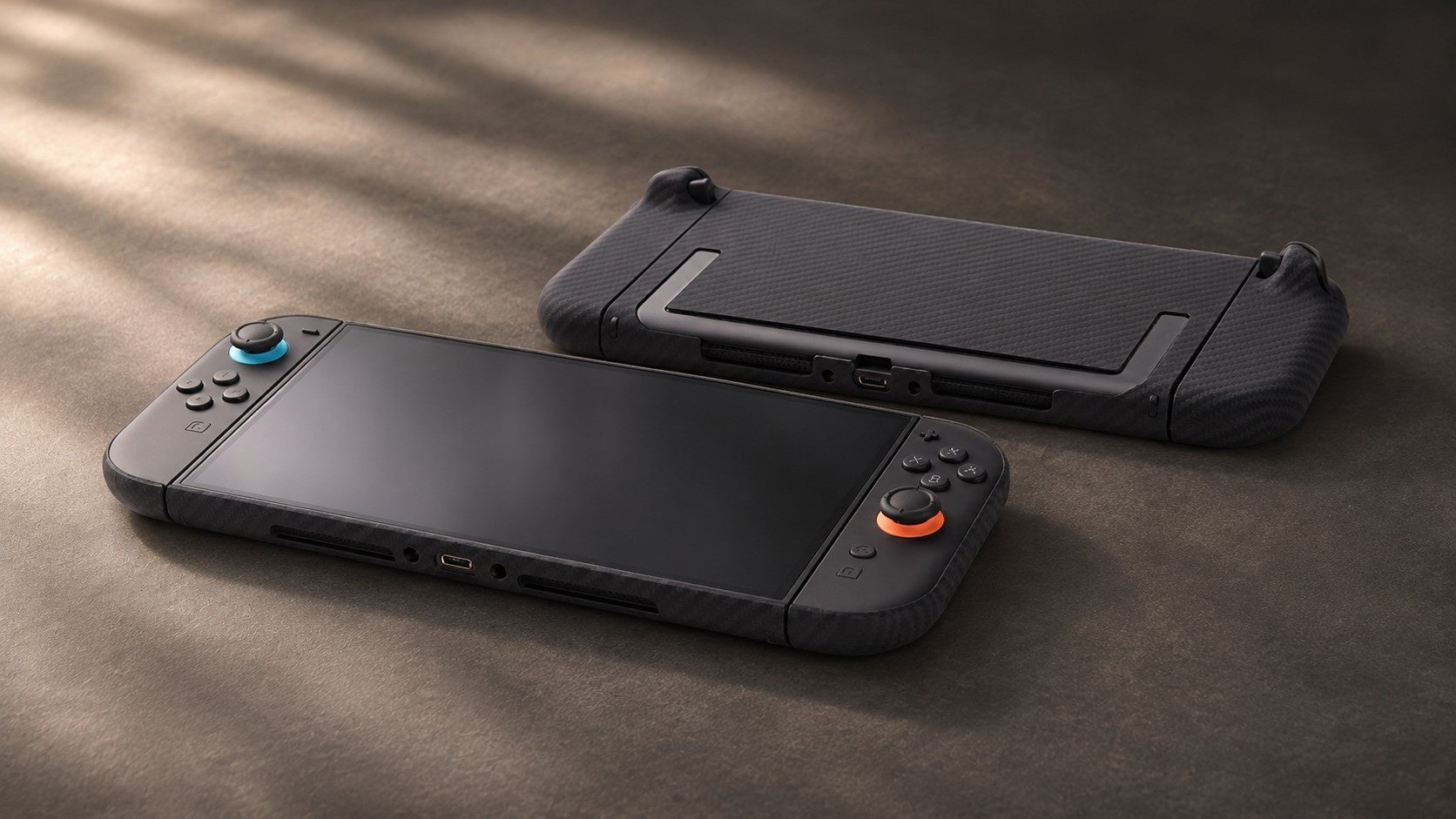 Switch2用ケース「DURO」発売!アラミド繊維で超軽量・薄型を実現 Switch2用ケース「DURO」発売!アラミド繊維で超軽量・薄型を実現
