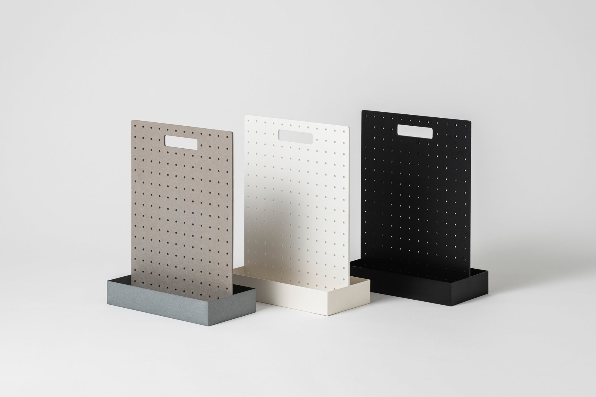 小さな切り替えが暮らしを軽くする WALL FOR ONE 『TOOLBOX