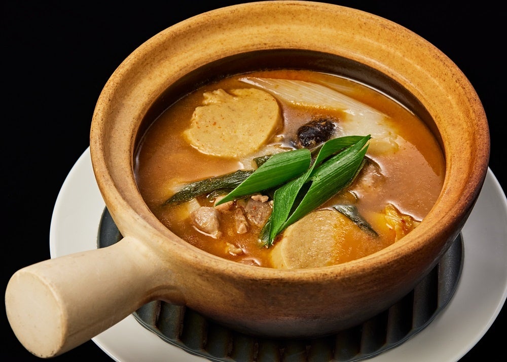 豆板醬と黒醋がアクセントの“具雑煮”※イメージ