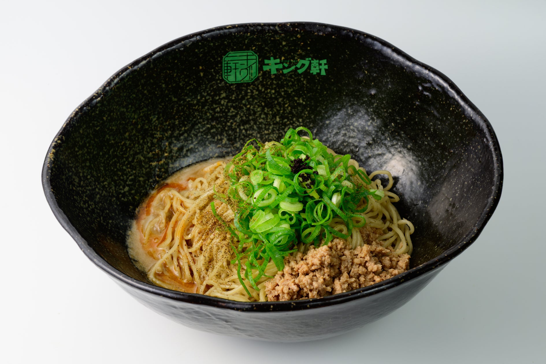【千葉・香取】千葉県産三元豚×千葉醤油。農園リゾートTHE FARMで「肉厚トンテキ」を期間限定提供。スタンプを集めて豪華景品が当たる「ちばの醤油グルメフェア2026」に参加