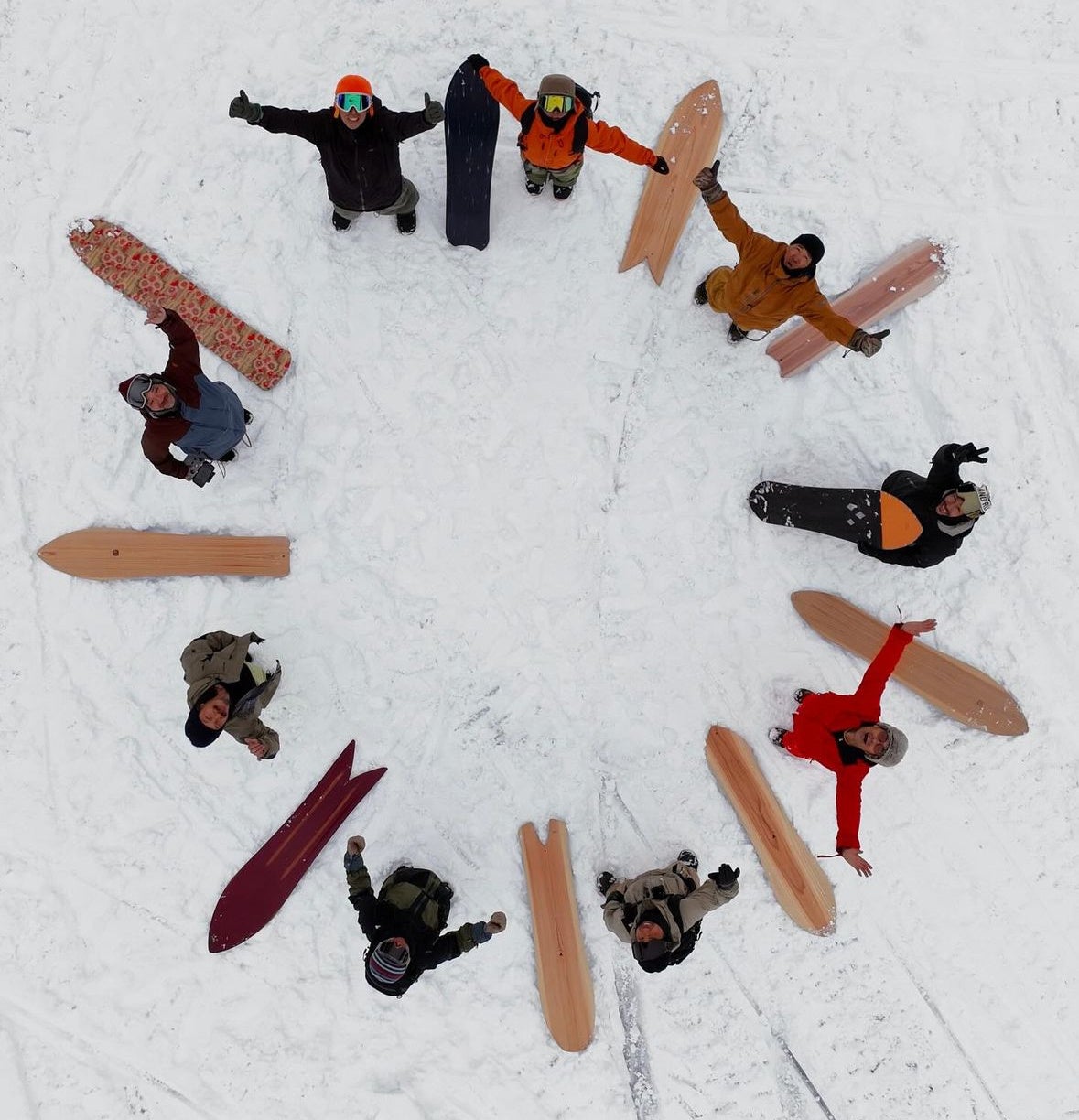 極上の浮遊感はまるで雪上のサーフィン！樹齢80年超の国産杉から