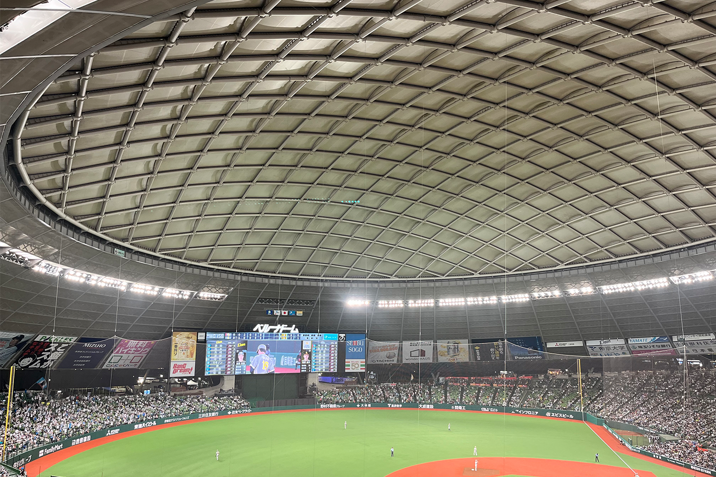 ２万２千人を超える観客で埋め尽くされたベルーナドーム