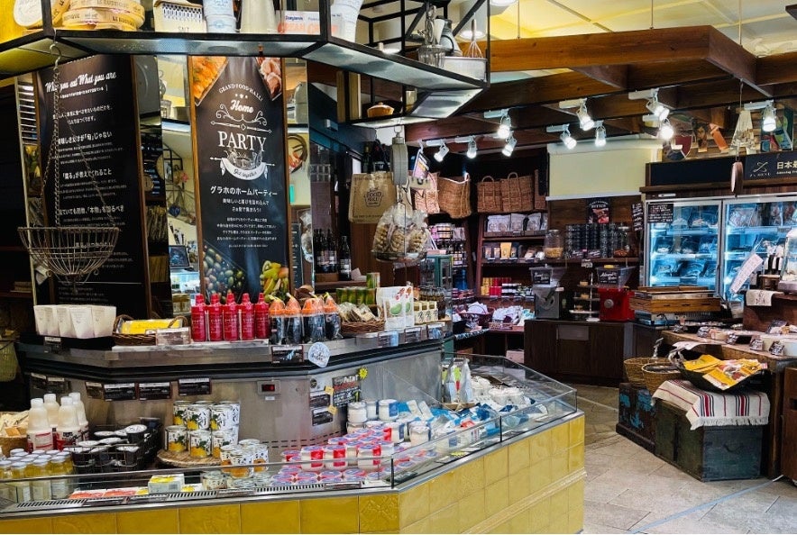 グランドフードホール店内