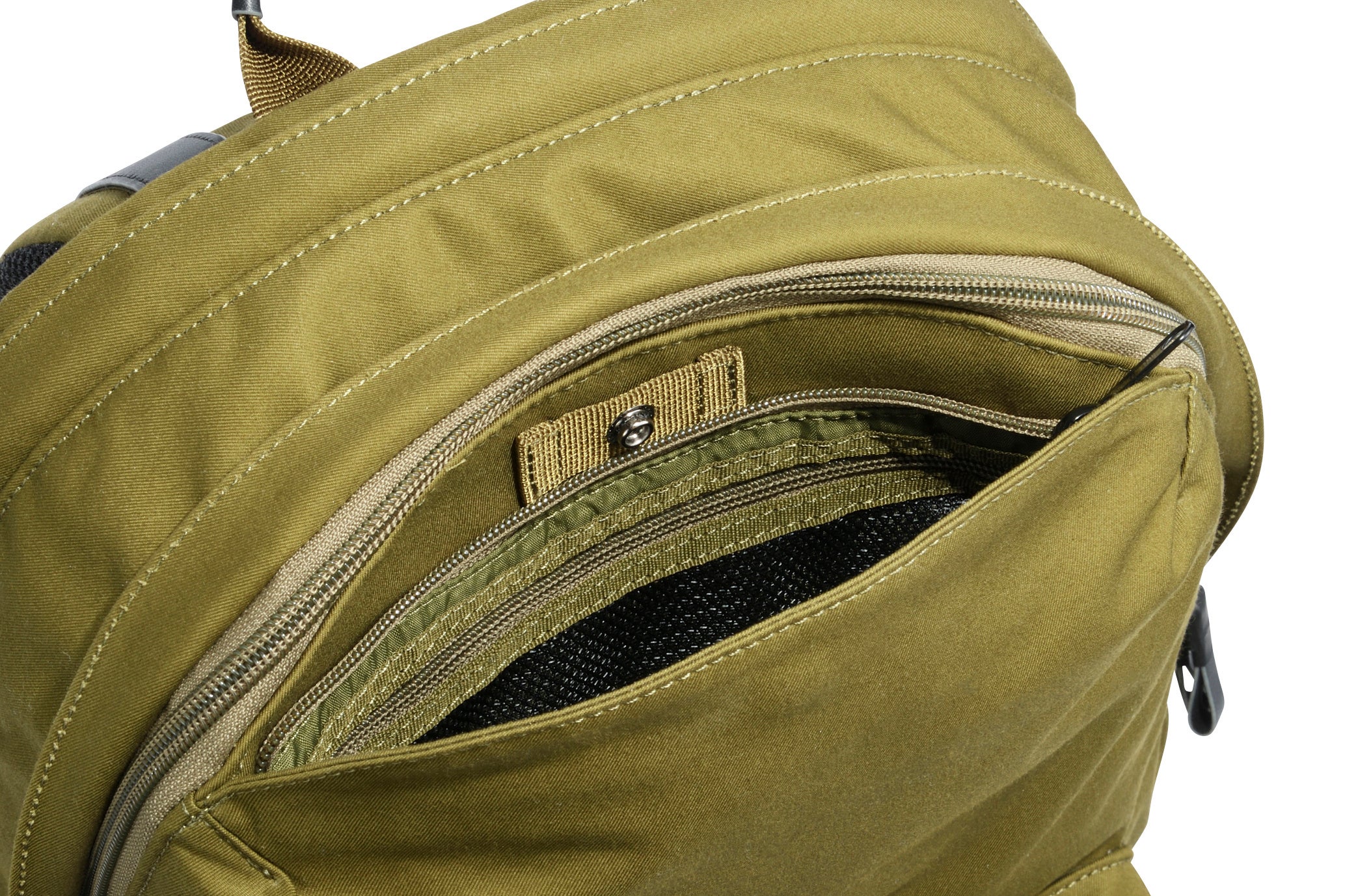 セキュリティー性の高いトップポケット