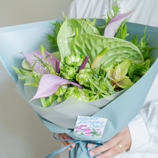 【Flower&Plants tette】父の日に飾る、大人のアンスリウム。板橋の生花店が贈る限定ブーケ 【Flower&Plants tette】父の日に飾る、大人のアンスリウム。板橋の生花店が贈る限定ブーケ