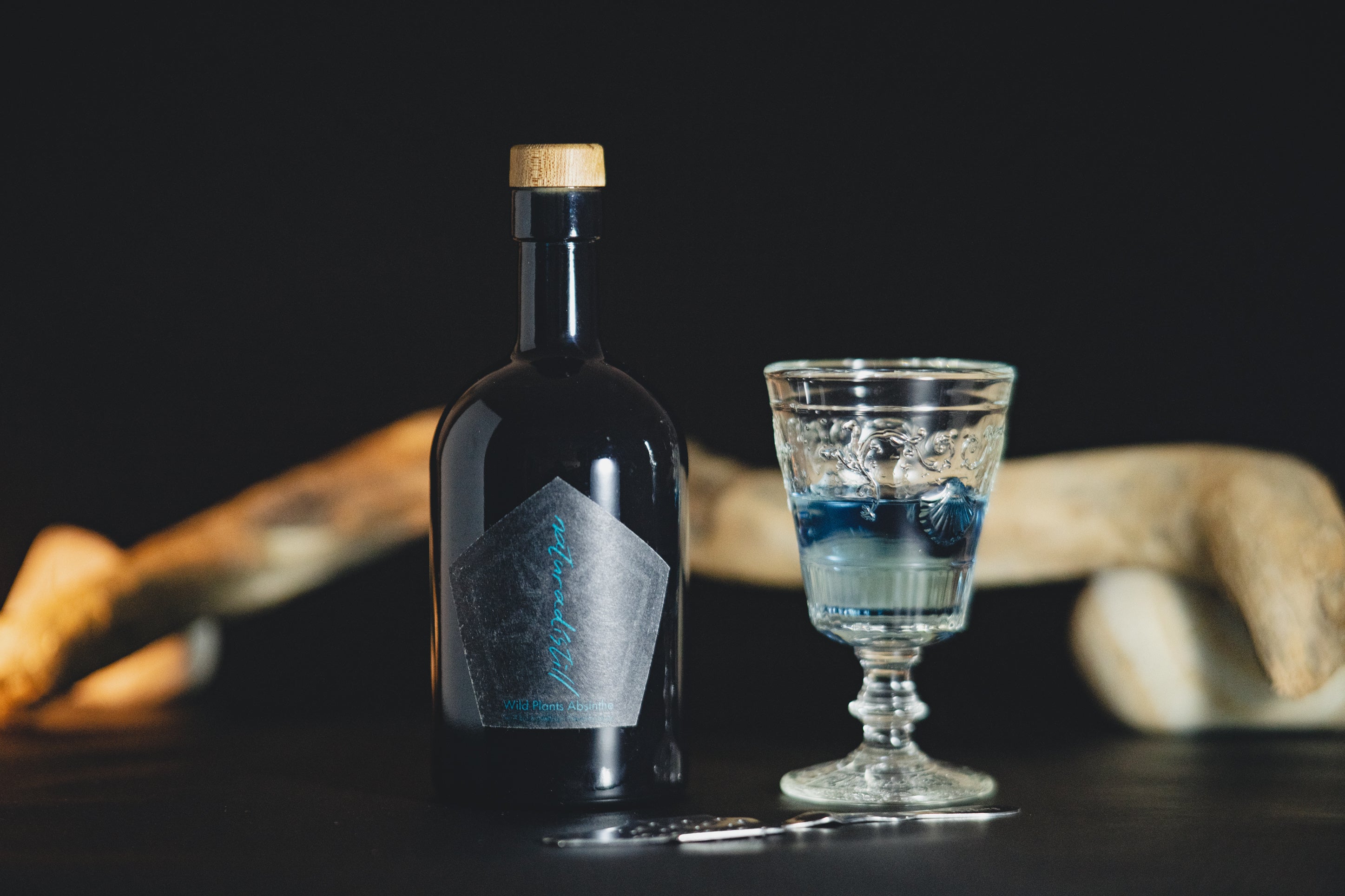 新商品】蒸溜所1周年記念「naturadistill山菜アブサン」2025年11月12日