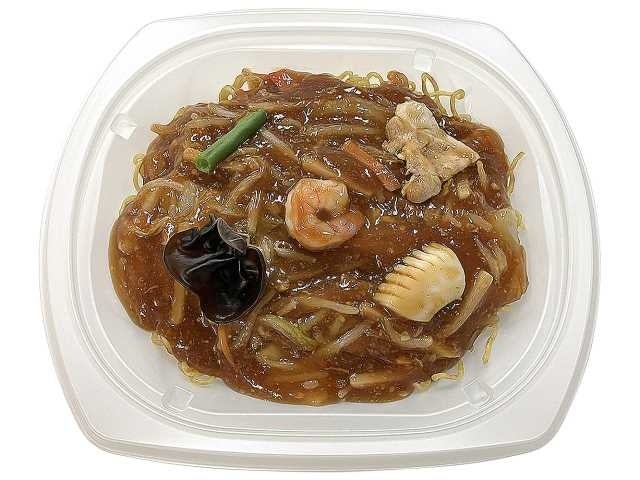 サンドリアとアパホテルが初めてのコラボレーション 「アパ社長カレーこく旨カツカレーサンドイッチ」 2026年10月6日(火)から期間限定で販売開始