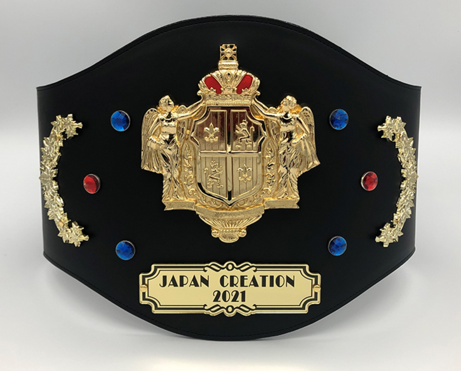 展⽰会】チャンピオンベルトも！制作する東京下町の革ベルト工場が