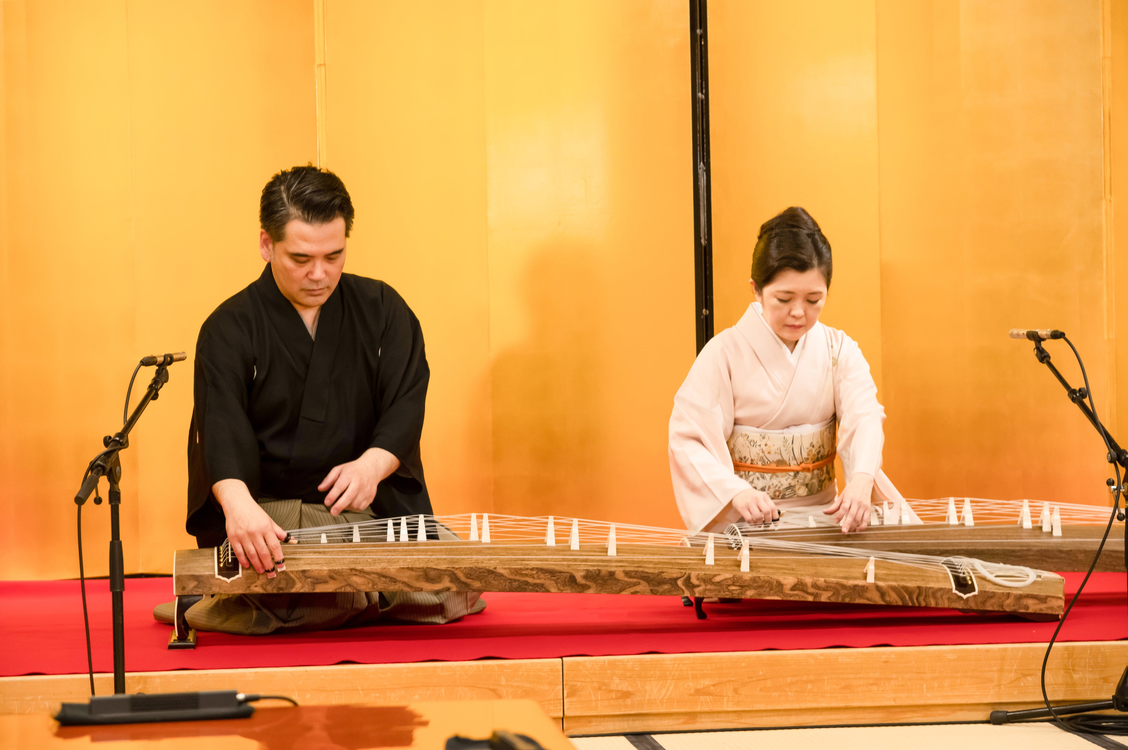 岡村慎太郎＋岡村愛（箏曲）
