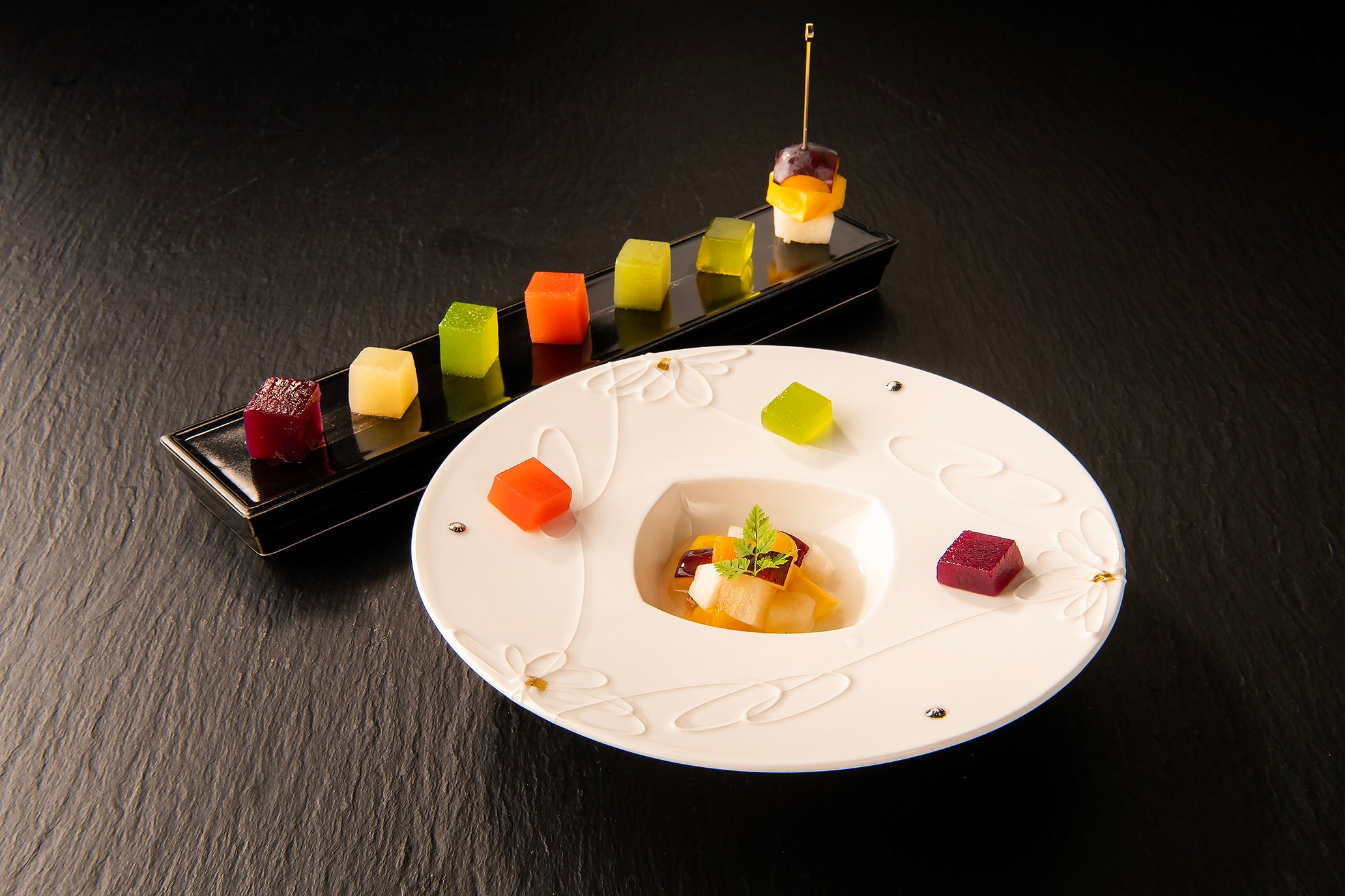 御膳向けデザート（手前プレート）