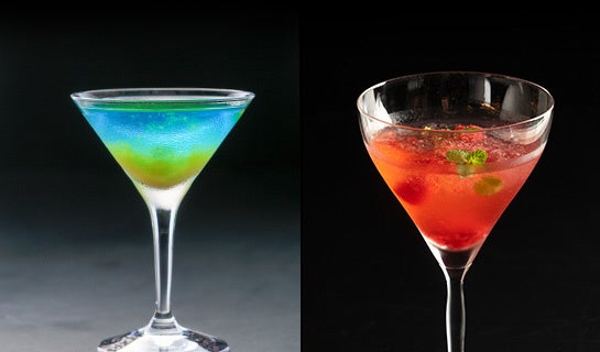 左：ル・シエル・ブルー、右：ハッピーベリー(ノンアルコール)