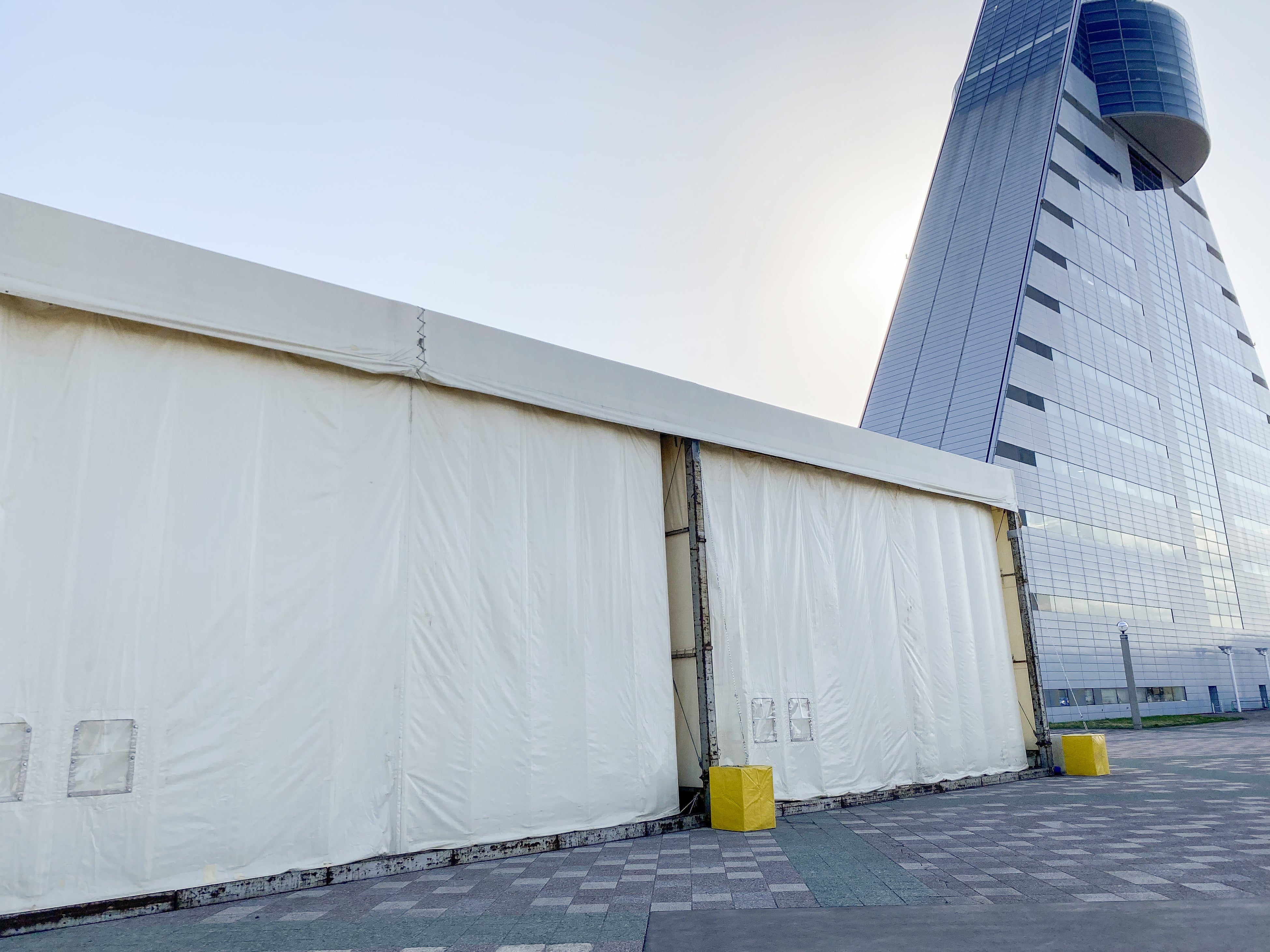 「ねぶたラッセランド」の連なり