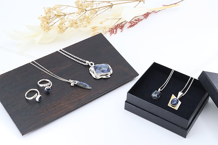 ジュエリーブランドP4が天然石ECモールのPascleに出店。ネパール産 ジュエリーブランドP4が天然石ECモールのPascleに出店。ネパール産