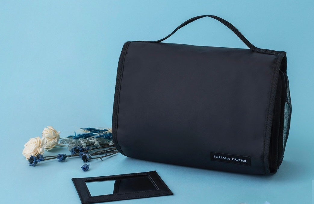 持ち運べるドレッサーポーチ