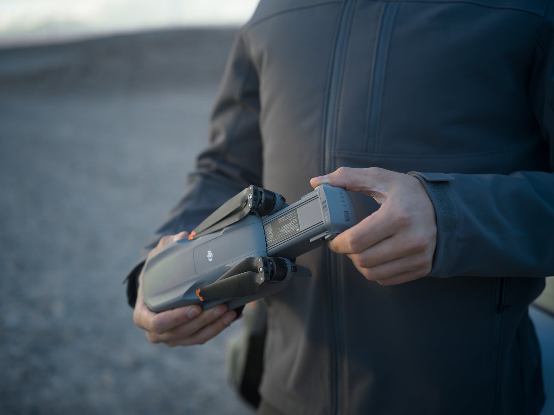 DJI JAPAN 株式会社 強化したデュアルカメラで、旅先での比類なき空撮体験を実現する新製品DJI Air 3Sを発表 7