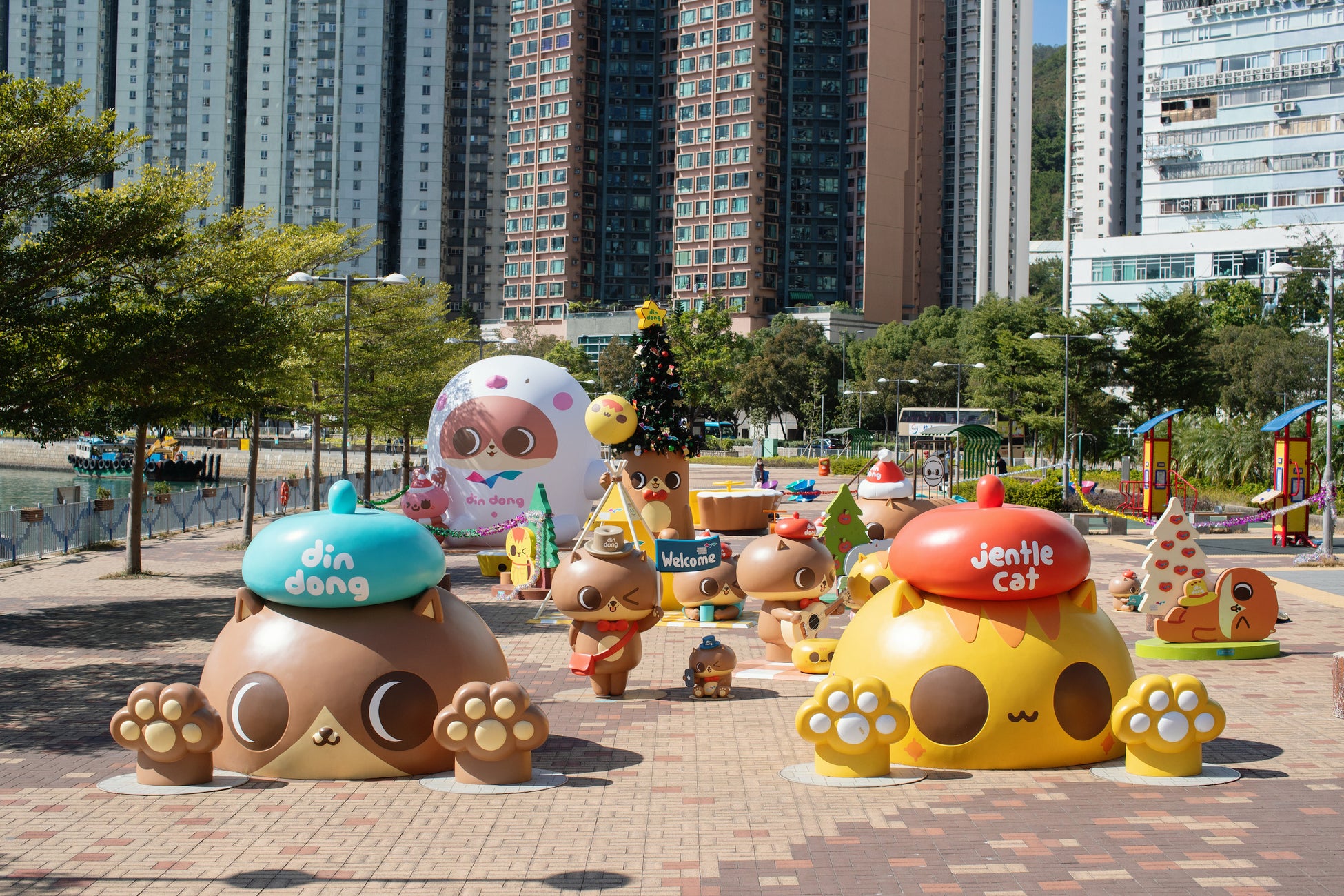 香港で最も人気のある漫画のキャラクター Din Dong 初のクリスマステーマパーク Dindong Xmas Playground Hongkong Bythe Harbour に登場 ツナガル株式会社のプレスリリース 香港で最も人気のある漫画のキャラクター Din Dong 初のクリスマステーマパーク Dindong Xmas Playground Hongkong Bythe Harbour に登場 ツナガル株式会社のプレスリリース