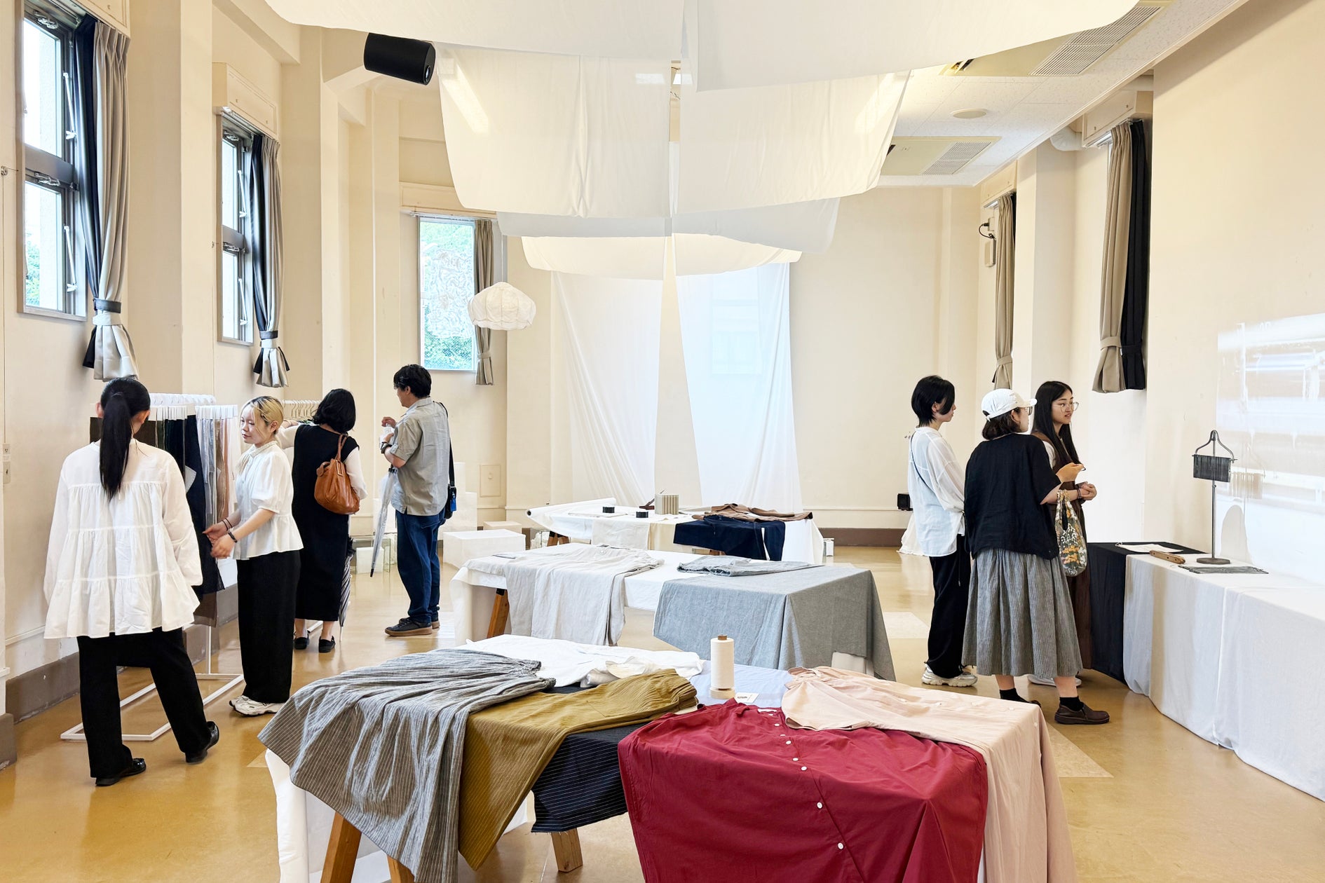 遠州織物の歴史と生地づくりの背景を五感で体感する、初の展覧会がスタート! | 株式会社HUISのプレスリリース