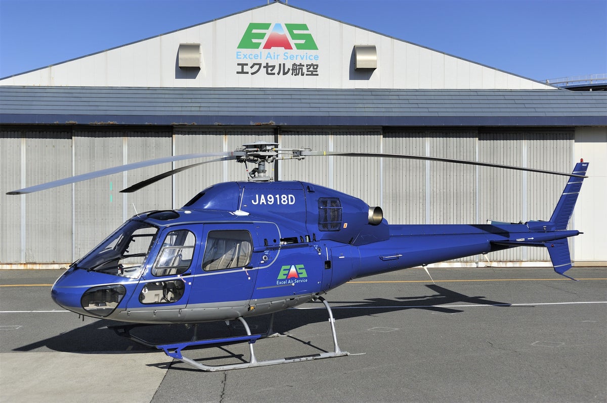 エクセル航空株式会社 AS355