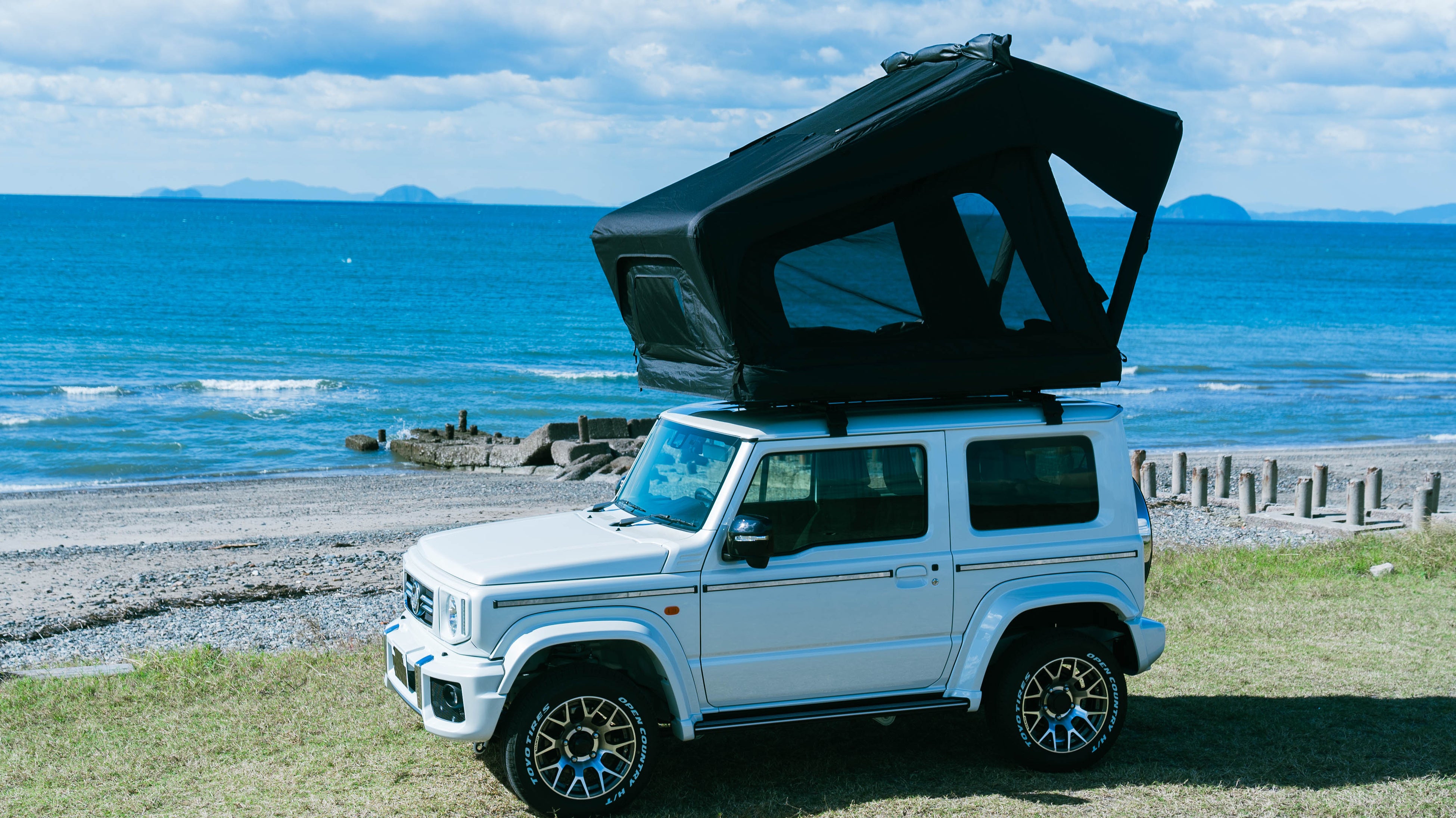 新製品発表】車上でも地上でも使える“2WAYルーフテント”登場 — Peakpod