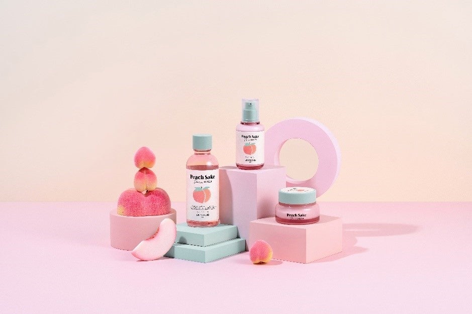 ももか　コスメブーケ SKINFOODブランド誕生初期からのロングセラー】桃(※1)と日本酒(※2)で