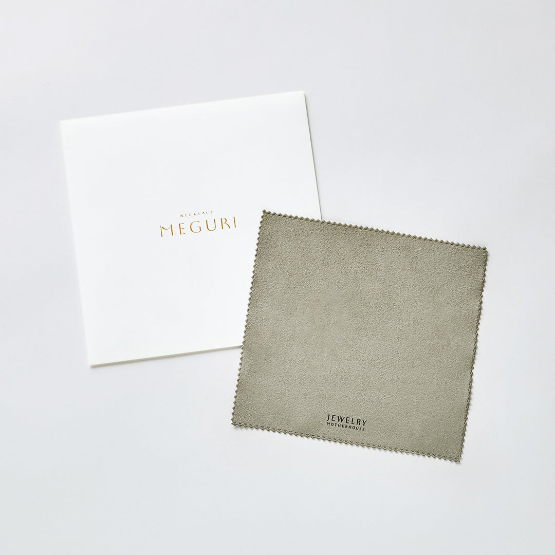 オリジナルジュエリークロスをプレゼント