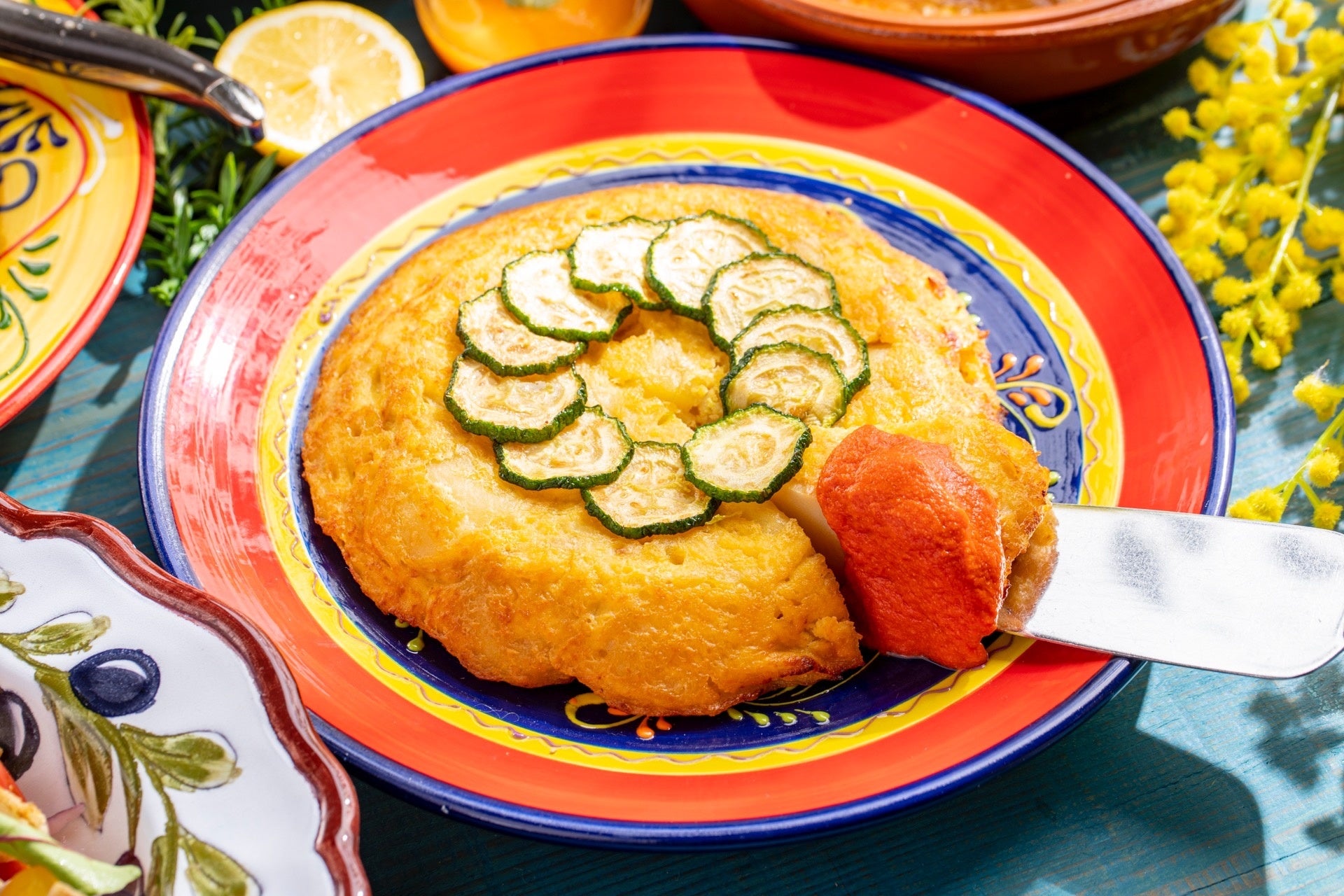 スパニッシュポテトオムレツ　ロメスコソース