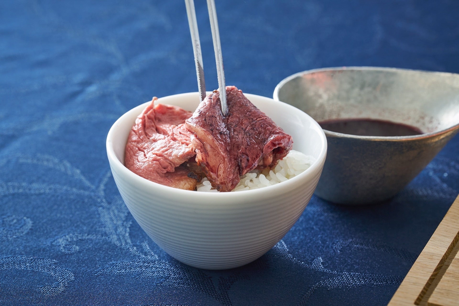 ローストビーフ牛丼