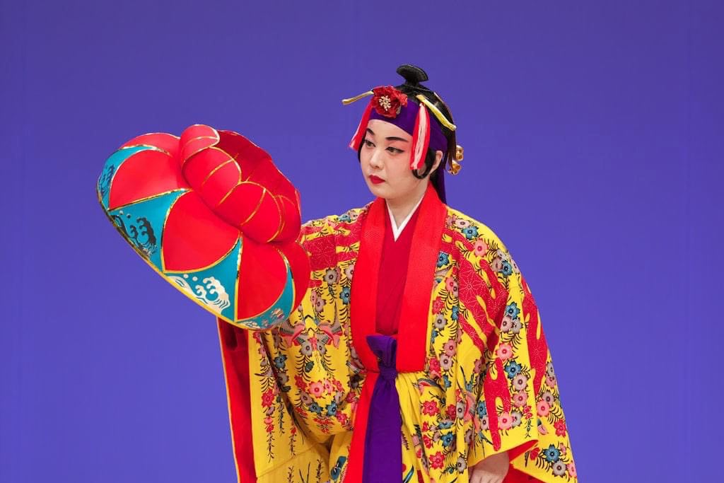 オリエンタルホテル 沖縄リゾート&スパ】琉球舞踊の若手実演家が教える